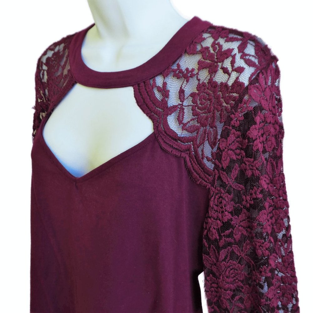 NEW Torrid Foxy Lace Knit Top Queen Ann Neck Choker Long Sheer Sleeves Keyhole 2